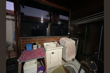 Casa para alugar com 80m², 3 quartos e 1 vaga