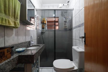 Casa à venda com 179m², 5 quartos e 3 vagasCasa 2 - Banheiro