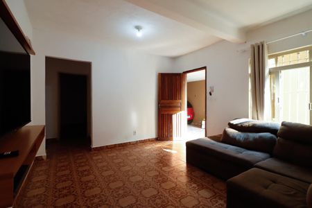 Casa à venda com 179m², 5 quartos e 3 vagasCasa 3 - Sala