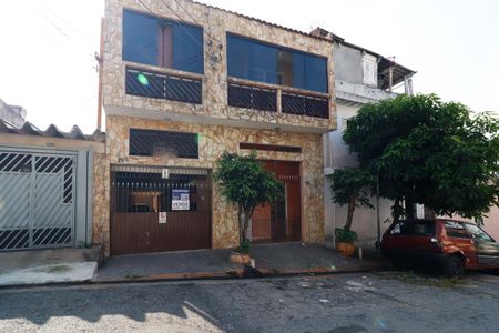 Casa à venda com 179m², 5 quartos e 3 vagasFachada