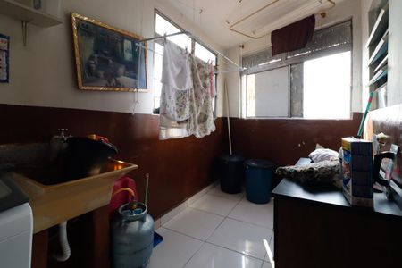 Casa à venda com 179m², 5 quartos e 3 vagasCasa 1 - Área de Serviço