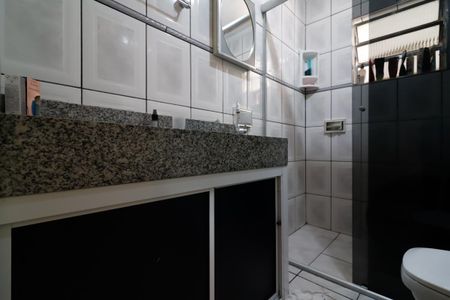 Casa à venda com 179m², 5 quartos e 3 vagasCasa 1 - Banheiro