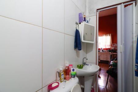Casa à venda com 179m², 5 quartos e 3 vagasCasa 4 - Banheiro