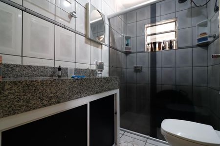 Casa à venda com 179m², 5 quartos e 3 vagasCasa 1 - Banheiro