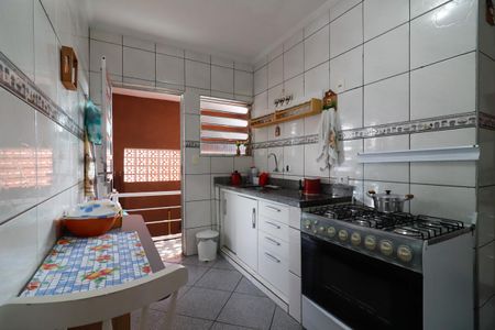 Casa à venda com 179m², 5 quartos e 3 vagasCasa 2 - Cozinha