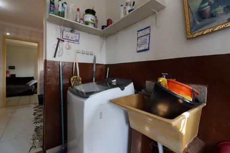 Casa à venda com 179m², 5 quartos e 3 vagasCasa 1 - Área de Serviço