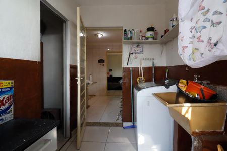 Casa à venda com 179m², 5 quartos e 3 vagasCasa 1 - Área de Serviço