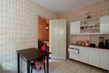 Casa à venda com 179m², 5 quartos e 3 vagasCasa 3 - Cozinha