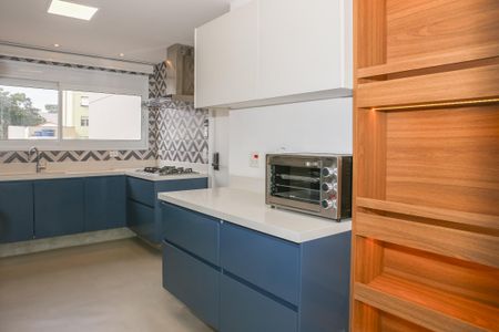Apartamento para alugar com 185m², 4 quartos e 4 vagas Apartamento para alugar com 185m², 4 quartos e 4 vagasCozinha