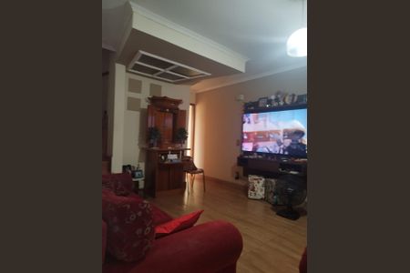 Casa para alugar com 68m², 3 quartos e 2 vagas Casa para alugar com 68m², 3 quartos e 2 vagasSala