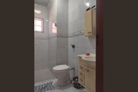 Casa para alugar com 68m², 3 quartos e 2 vagas Casa para alugar com 68m², 3 quartos e 2 vagasBanheiro