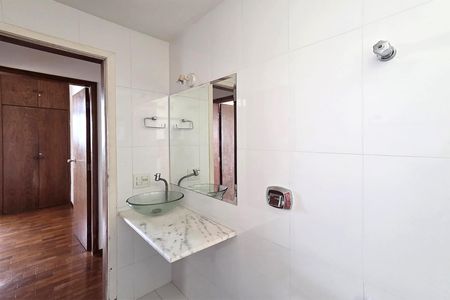 Apartamento à venda com 75m², 2 quartos e 1 vagaBanheiro