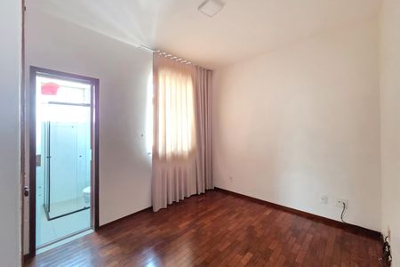 Apartamento à venda com 75m², 2 quartos e 1 vagaSuite 1
