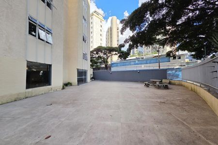 Apartamento à venda com 75m², 2 quartos e 1 vagaÁrea comum