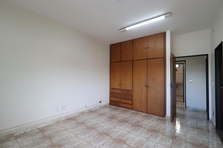 Casa para alugar com 442m², 5 quartos e 4 vagasSuíte 2