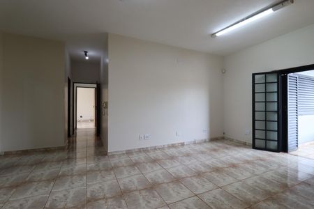 Casa para alugar com 442m², 5 quartos e 4 vagasSuíte