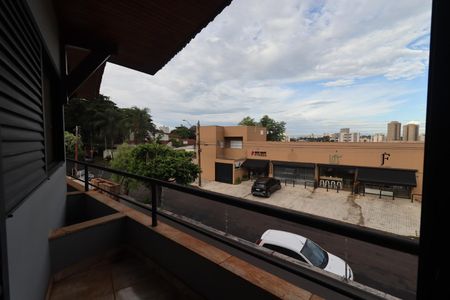 Casa para alugar com 442m², 5 quartos e 4 vagasSacada