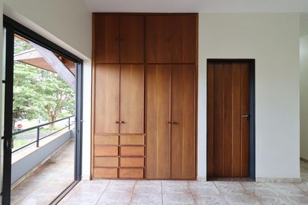 Casa para alugar com 442m², 5 quartos e 4 vagasSuíte 1