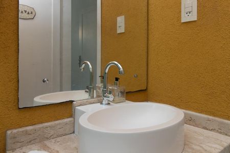 Casa para alugar com 366m², 4 quartos e 14 vagas Casa para alugar com 366m², 4 quartos e 14 vagasBanheiro