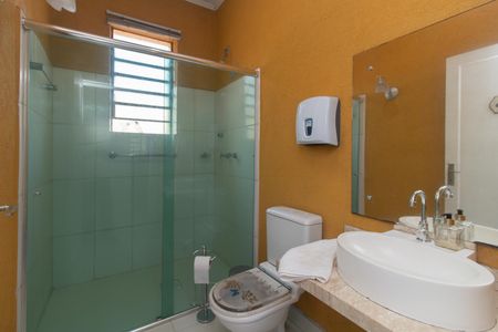 Casa para alugar com 366m², 4 quartos e 14 vagas Casa para alugar com 366m², 4 quartos e 14 vagasBanheiro