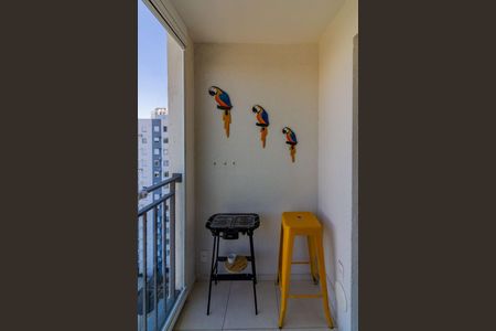 Apartamento para alugar com 37m², 2 quartos e sem vagaVaranda e Área de Serviço