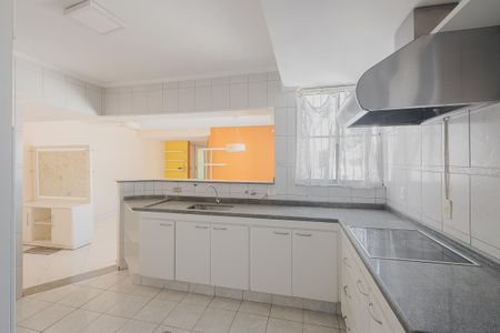 Apartamento para alugar com 75m², 2 quartos e 1 vagaCozinha
