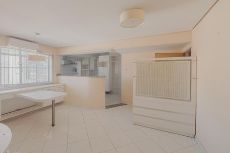 Sala de apartamento para alugar com 2 quartos, 75m² em Sumarezinho, São Paulo