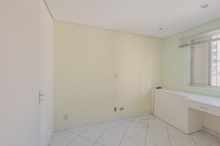 Apartamento para alugar com 75m², 2 quartos e 1 vagaQuarto