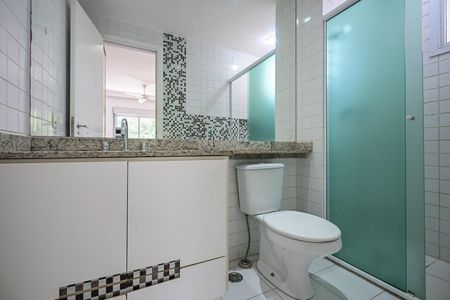 Apartamento para alugar com 120m², 3 quartos e 2 vagasBanheiro Suíte 