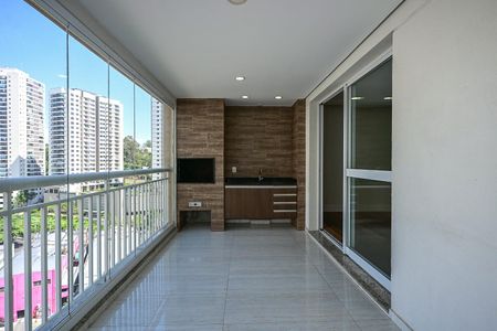Apartamento para alugar com 120m², 3 quartos e 2 vagasVaranda
