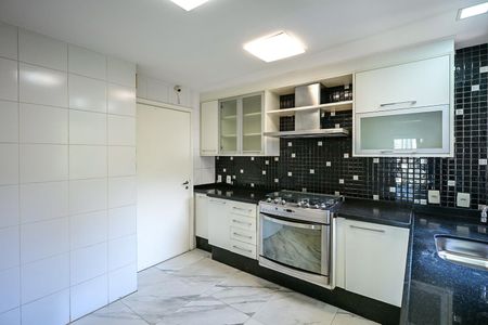 Apartamento para alugar com 120m², 3 quartos e 2 vagasCozinha