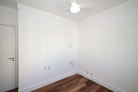 Apartamento para alugar com 120m², 3 quartos e 2 vagasQuarto 2