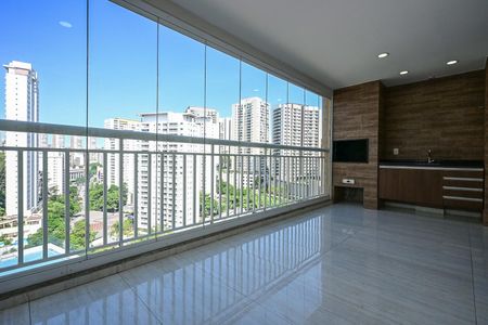 Apartamento para alugar com 120m², 3 quartos e 2 vagasVaranda