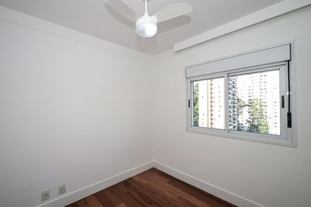 Apartamento para alugar com 120m², 3 quartos e 2 vagasQuarto 2