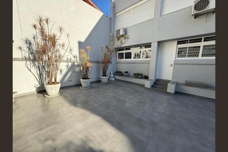Casa à venda com 291m², 4 quartos e 4 vagasÁrea externa