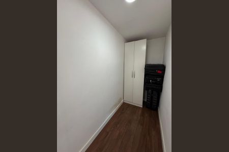 Casa à venda com 291m², 4 quartos e 4 vagasQuarto