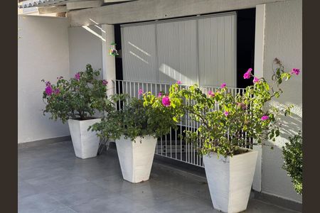 Casa à venda com 291m², 4 quartos e 4 vagasÁrea externa