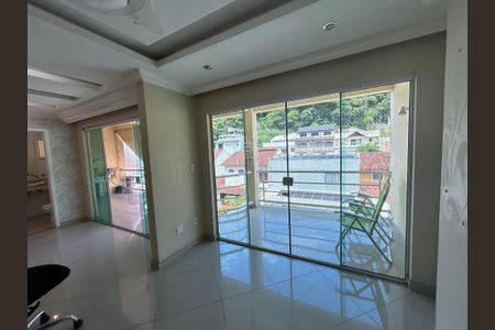 Casa à venda com 390m², 4 quartos e 2 vagasSala 2