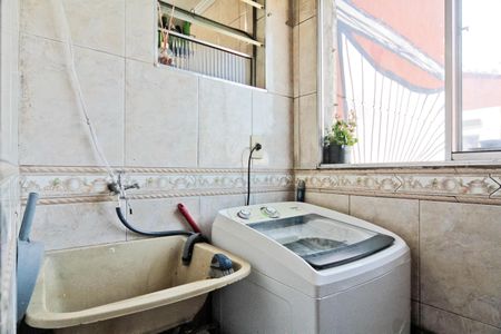 Apartamento à venda com 45m², 2 quartos e 1 vagaÁrea de Serviço