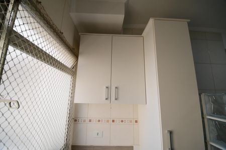 Apartamento para alugar com 63m², 2 quartos e 1 vagaÁrea de Serviço