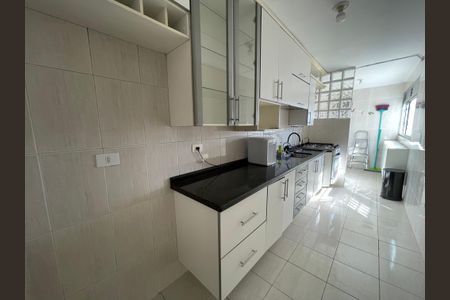 Apartamento para alugar com 80m², 3 quartos e 1 vaga Apartamento para alugar com 80m², 3 quartos e 1 vagaCozinha e Área de Serviço