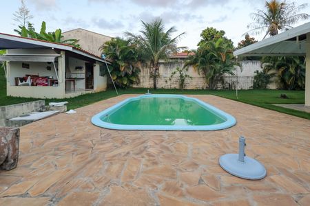 Casa de condomínio para alugar com 1000m², 3 quartos e 4 vagasJardim com piscina