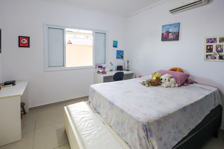 Casa de condomínio para alugar com 1000m², 3 quartos e 4 vagassuite 1