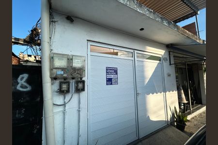 Casa para alugar com 100m², 1 quarto e 1 vagaFachada + plaquinha