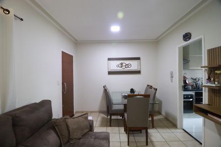 Sala de apartamento para alugar com 3 quartos, 69m² em Jardim Palma Travassos, Ribeirão Preto