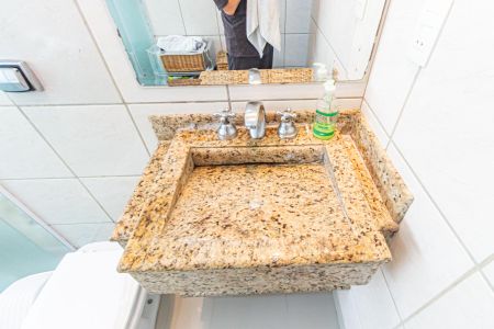 Casa à venda com 342m², 3 quartos e 5 vagasBanheiro da Suíte 1