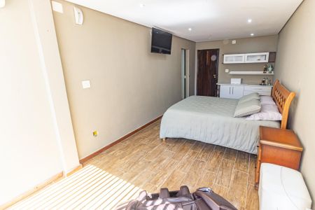 Suíte 1 de casa à venda com 3 quartos, 342m² em Vila Regente Feijó, São Paulo