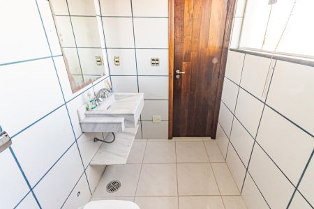 Casa à venda com 342m², 3 quartos e 5 vagasBanheiro da Suíte 3