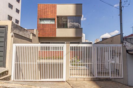 Casa à venda com 342m², 3 quartos e 5 vagasFachada