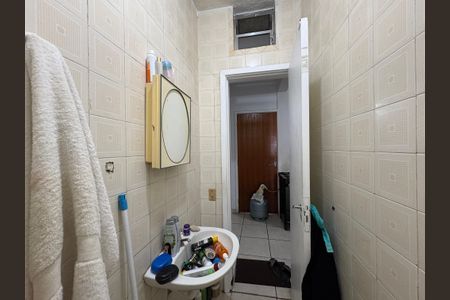 Casa à venda com 189m², 4 quartos e 4 vagasBanheiro 2